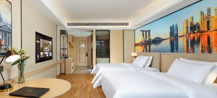 维也纳国际酒店(桂平西山景区北江湾店)图片