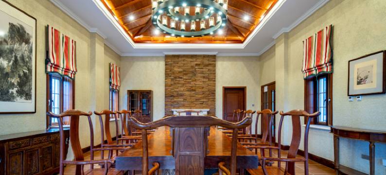 那拉提月亮河度假酒店图片