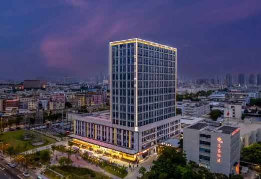 厦门杏林湾财富广场亚朵X酒店外景图