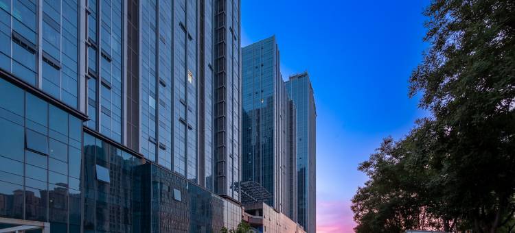 阿龙的家庭影音民宿(体育场地铁站店)图片