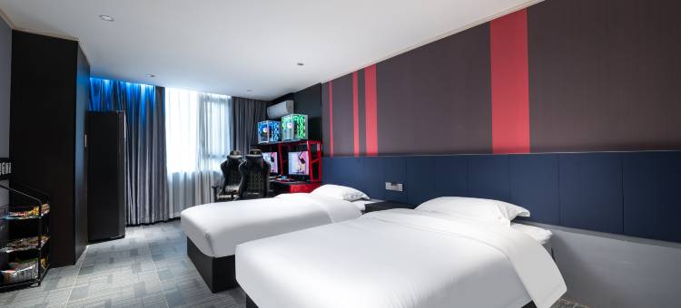 粤塔X轻奢电竞酒店(京溪南方医院地铁站店)图片