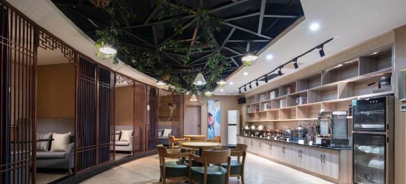 长沙雅豪聚心酒店(商贸旅游学院店)图片