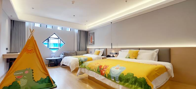 东山威尼斯汀酒店(风动石景区南门湾店)图片