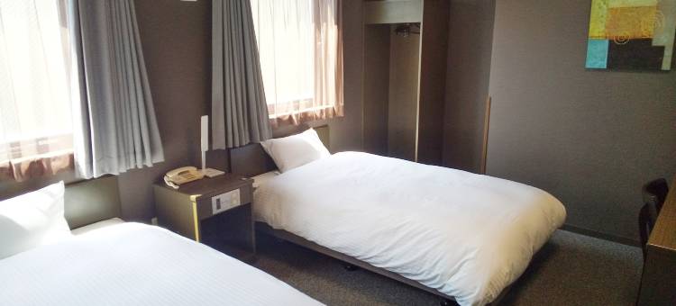 露樱酒店岐阜县厅南店(Hotel Route-Inn Gifukencho Minami)图片