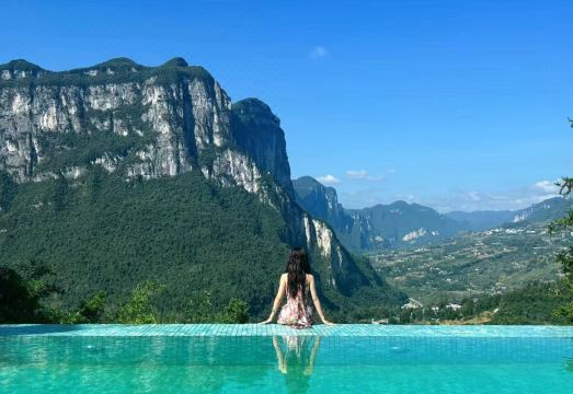 十二墅·望山景观民宿（恩施大峡谷店）外景图