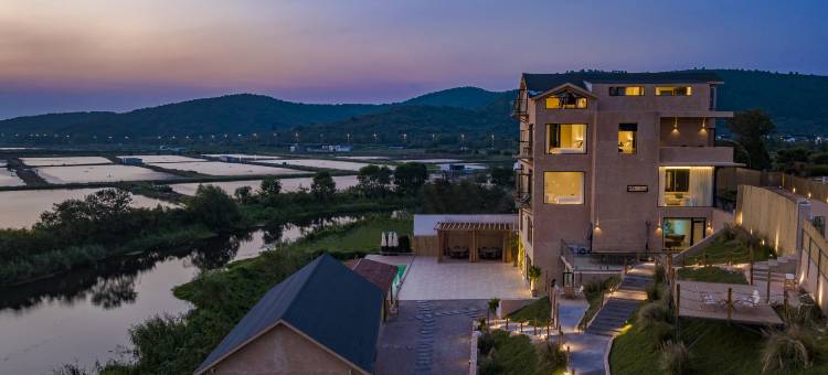 喜野·THE VILLA&CAFE&CAMPING&PARTY·泳池·湖景民宿图片
