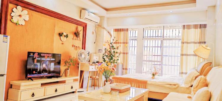 小鹿民宿(长沙生态动物园店)图片