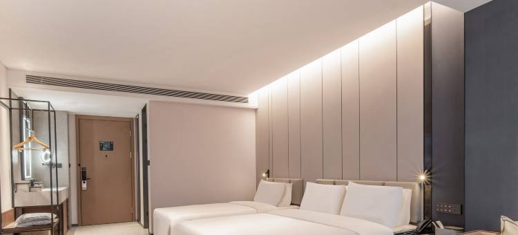 郑州中原福塔航海东路亚朵酒店图片