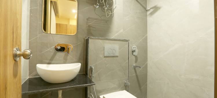 Luxe Stay Near Airport图片