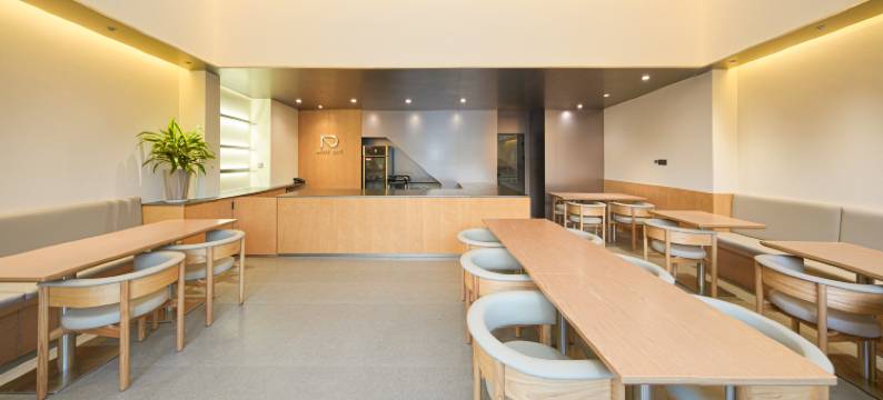 安地酒店(青岛城市阳台红树林店)图片