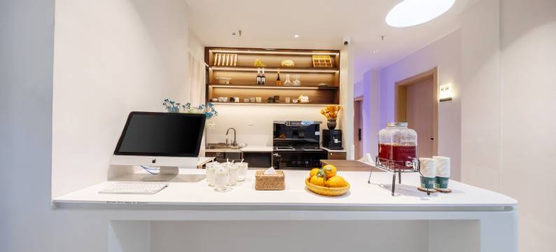 南湖Bohe•薄荷驿设计师湖景美宿(蒙自南湖公园店)图片