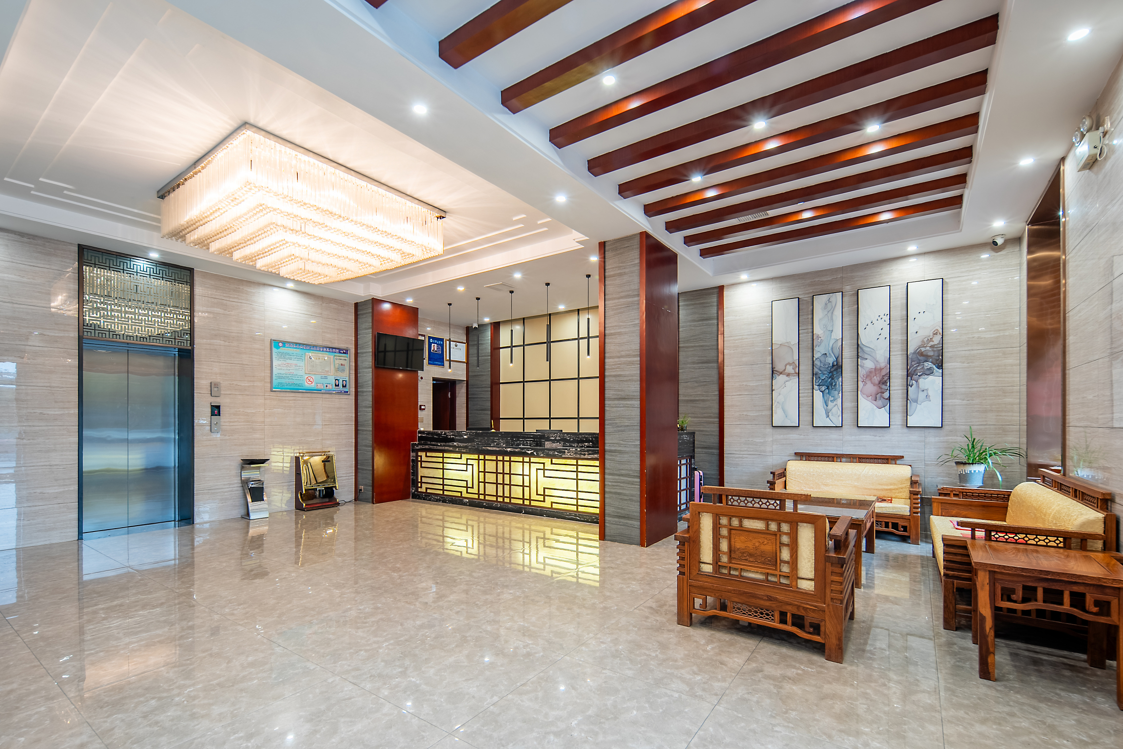 Huangmei new south street hotel Over view