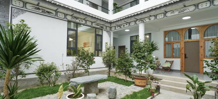 尚诗忆villa·漫步洱海|白族设计师观景民宿(洱海生态廊道店)图片