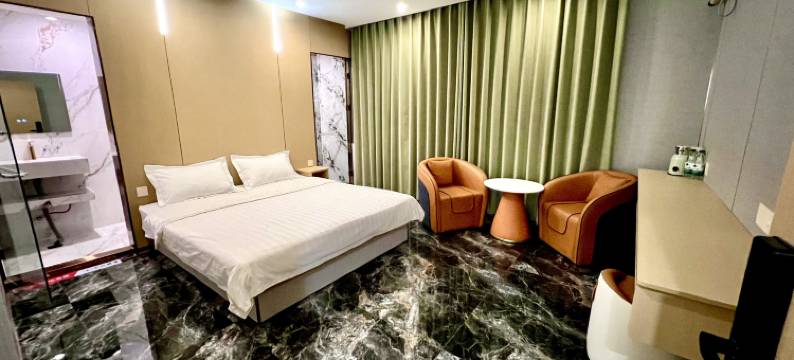 深圳鹏展商务宾馆(光雅园地铁站店)图片