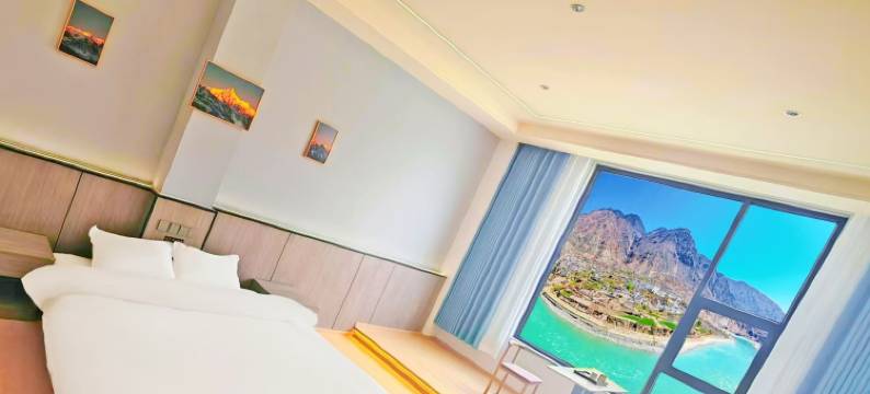 德钦海湾8号江景大酒店图片