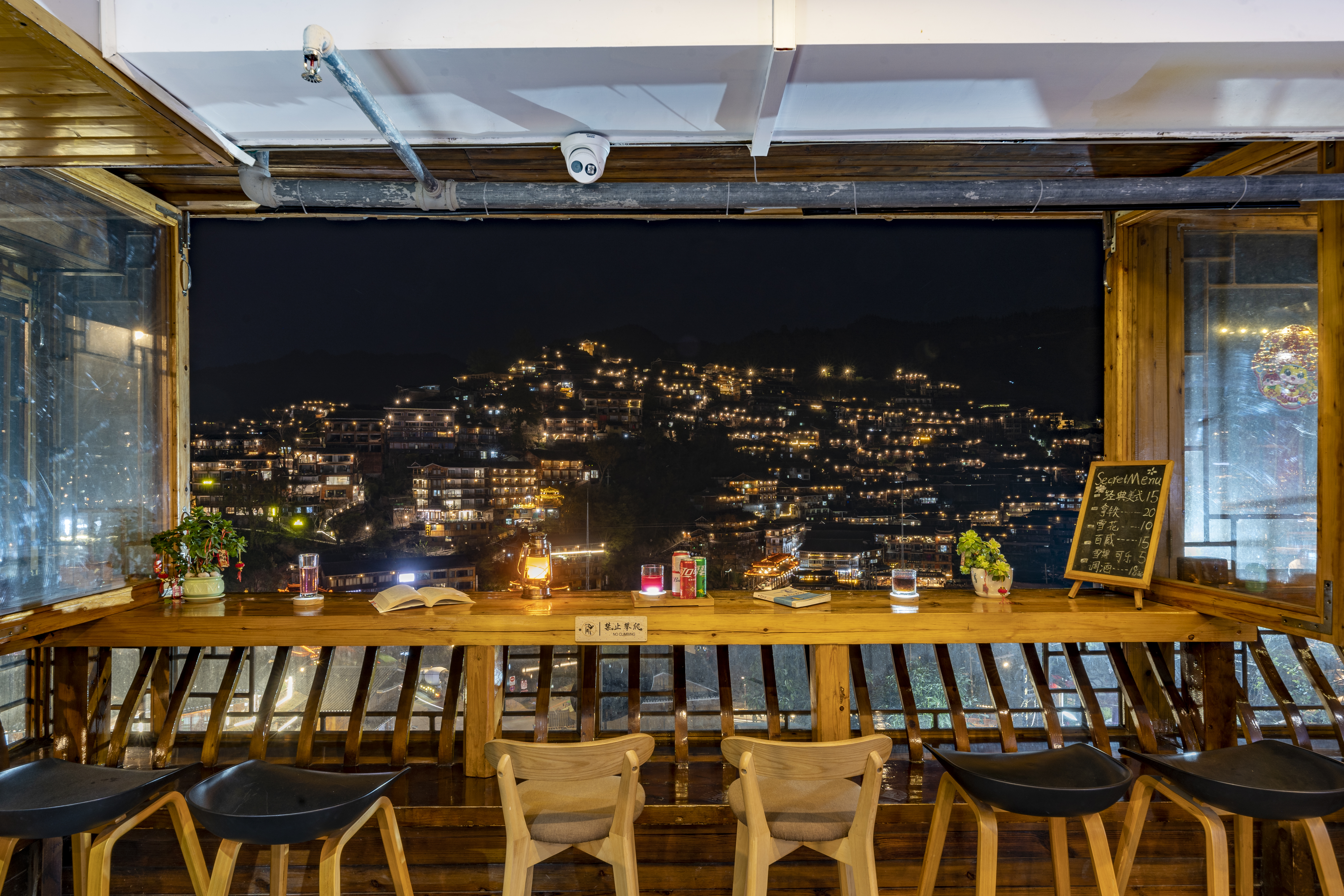 Xijiang Xianxin·Banshan Xingsu Light Luxury Panorama Hotel Over view