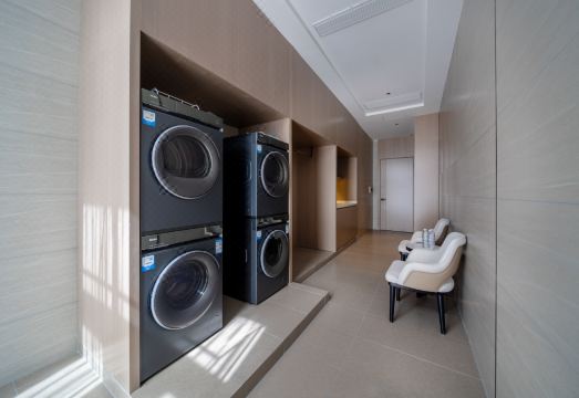 Lavande Hotel (Zhaotong Zhenxiong Hongxing International) Hotel Overview