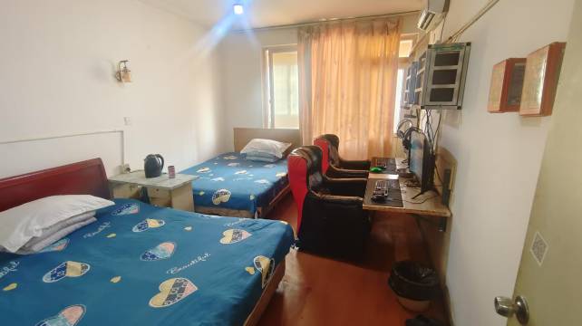 玉山电脑电竞房