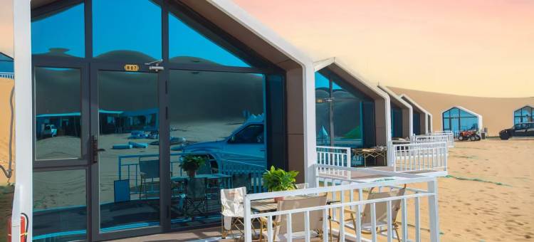 沙漠行者星空露营地图片