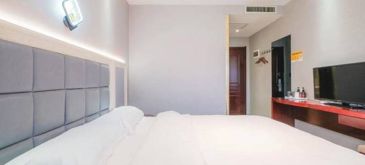 凯飒影咖酒店(华山北站店)图片