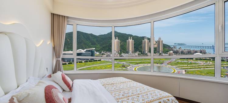 大连幸福驿站酒店式公寓(星海广场地铁站店)图片