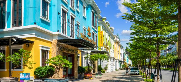 梦幻下龙酒店 - 白斋海滩(The Enchanted Ha Long Hotel - Bai Chay Beach)图片