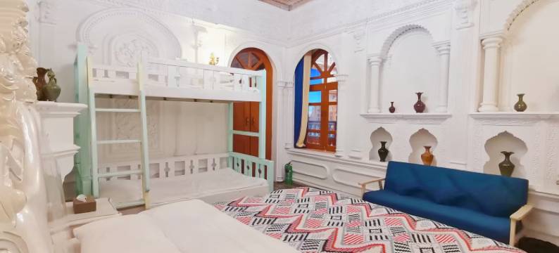 丝路庭院民宿(喀什会展中心店)图片