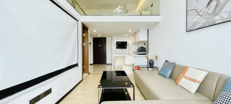 绿茵海景高空LOFT公寓(龙光世纪商务中心店)图片