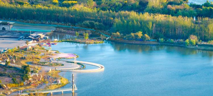 曼居酒店(西昌邛海17度万达广场店)图片