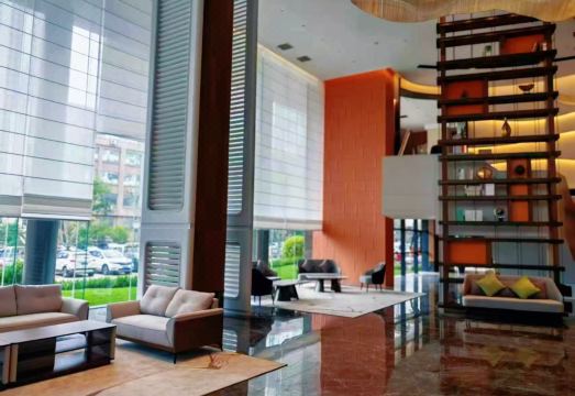 JIN JIANG HOTEL QINGDAO XINHEHotel Overview