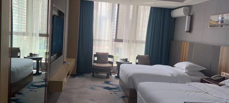 鸿鑫酒店(东莞樟木头店)图片