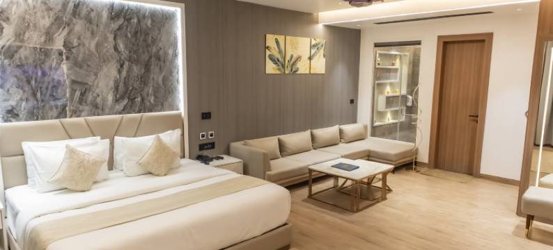 纳朗酒店(Narang Hotel)图片