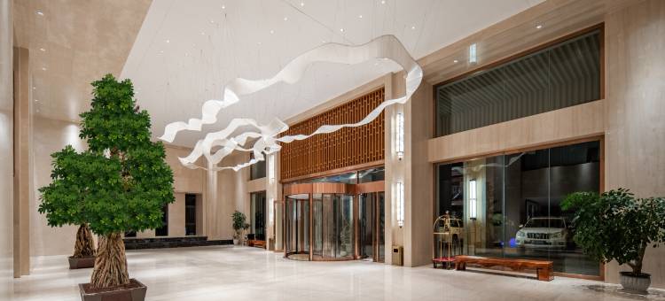 芒康云曲庄园酒店图片