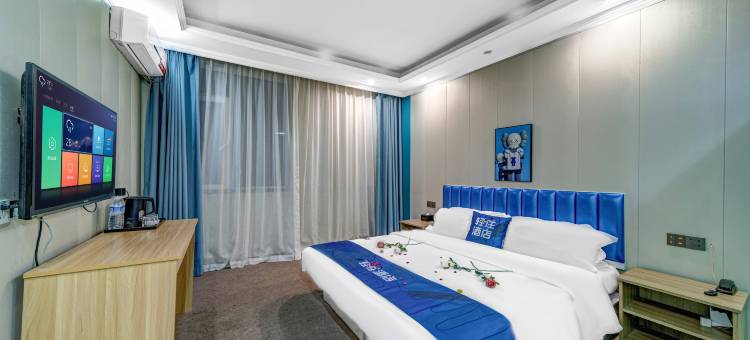 轻住酒店(青岛城阳区农业大学地铁站店)图片