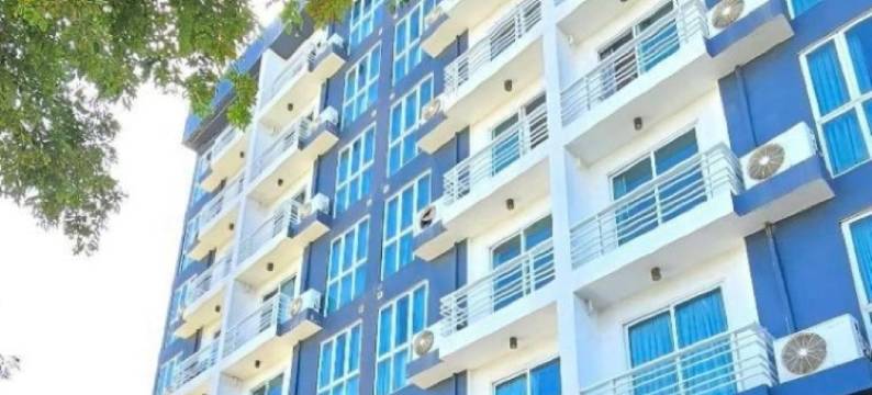 周日芭堤雅中天海滩景色(Sunday Beachfront View Jomtien Pattaya)图片