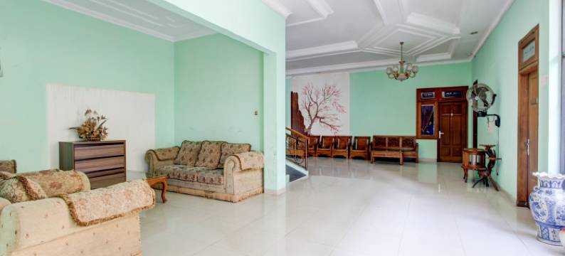 Hotel O Solo near RS JIH Solo formerly Azifa Inn图片