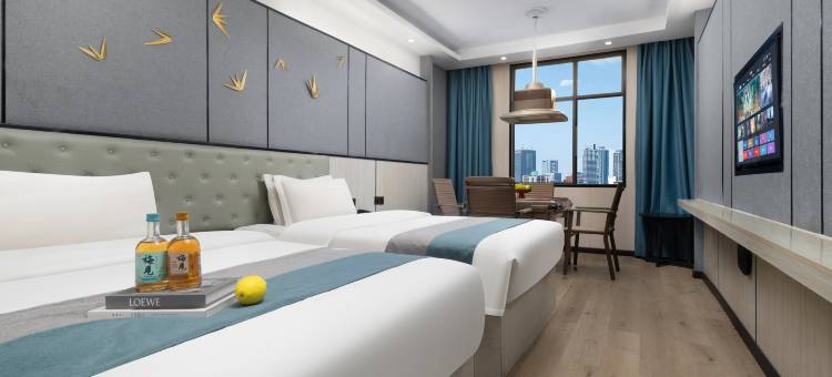 鸿润酒店(湖南人文科技学院娄底吾悦广场店)图片