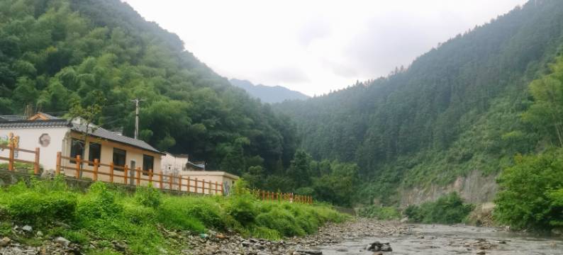 石台梦舍雅居民宿(仙寓镇店)图片