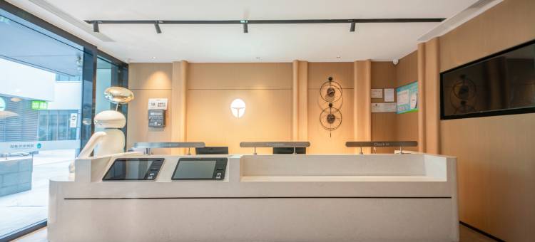 雷神电竞酒店(武汉东湖欢乐谷店)图片