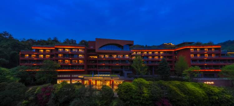 岷江东湖•老峨山居图片