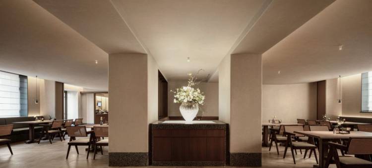 哈尔滨索菲亚教堂田地街亚朵酒店图片