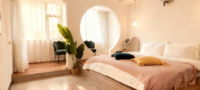 黔花之筑酒店(贵医地铁站贵州医科大学附属医院店)图片