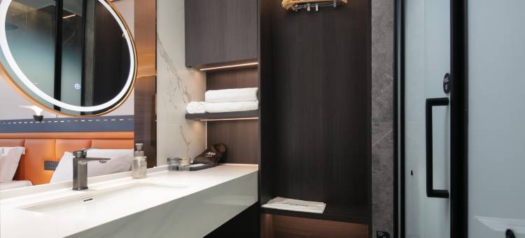 艺龙安云酒店(毕节七星关区人民公园店)图片