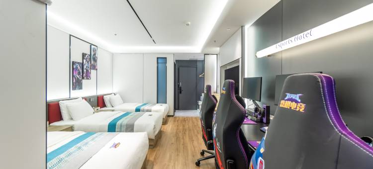 嘉棋电竞民宿(长白万象汇店)图片