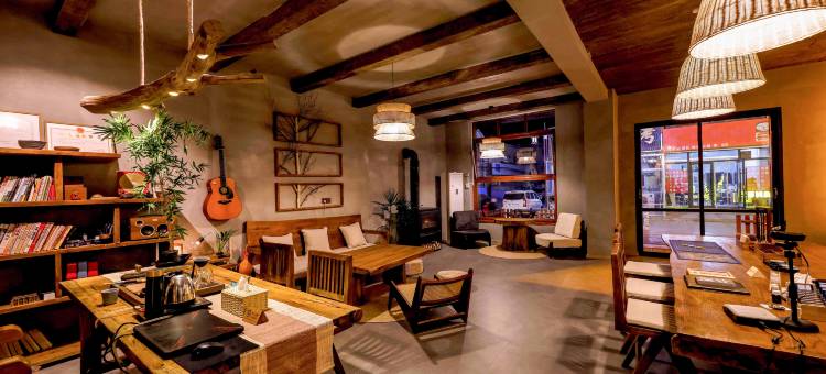 望寺居·侘寂美学设计师民宿(奉国寺步行街店)图片