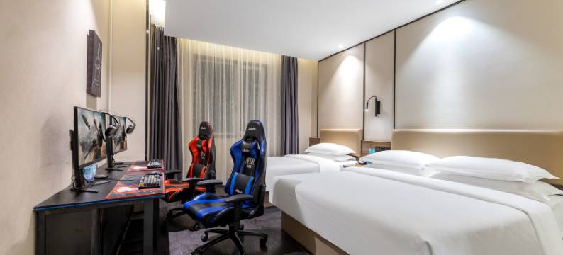 悦电竞民宿(徐州火车站地铁站苏宁广场店)图片