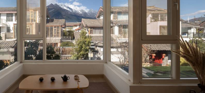 丽江隐石居雪山观景客栈图片