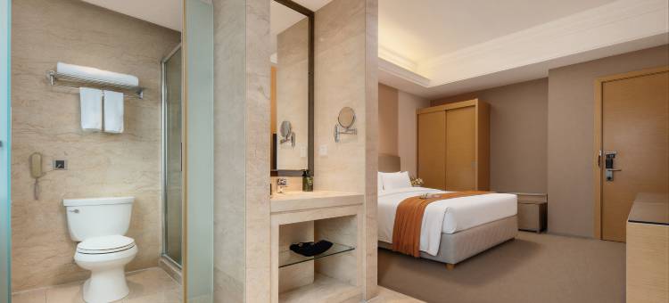 格林缦旅大酒店(八一广场一附院店)图片