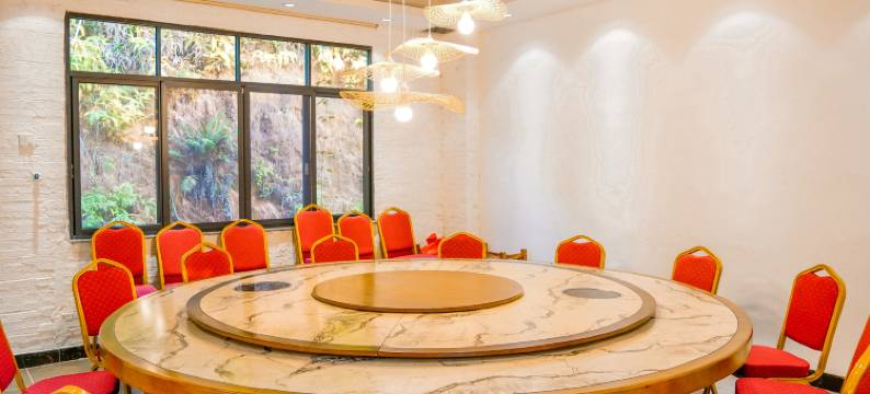 良缘山泉美宿图片