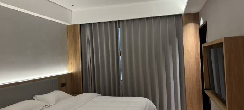 陌上轻居酒店图片